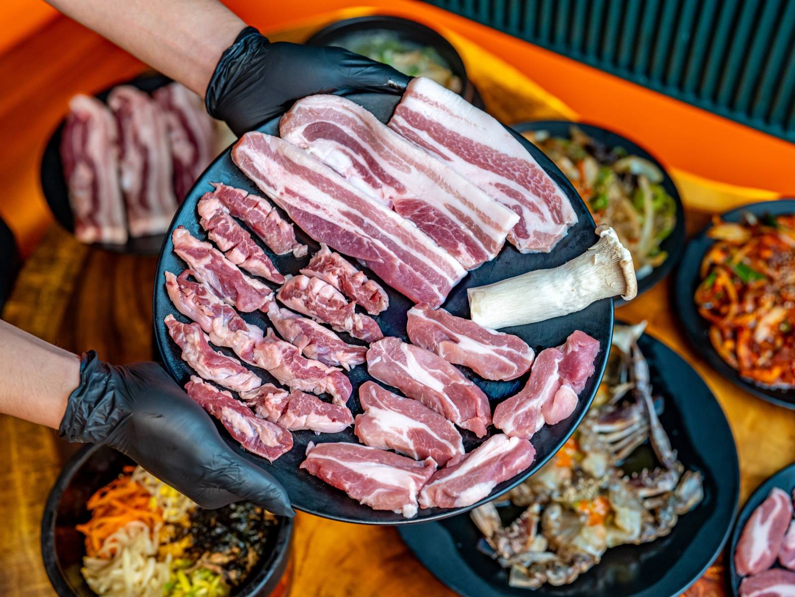 고시레 명동본점 생고기 한 상 — fresh cuts for charcoal Korean BBQ (焼肉 · レストラン · 烤肉) at Gosire, one of the Korean BBQ restaurants in Myeongdong, Seoul